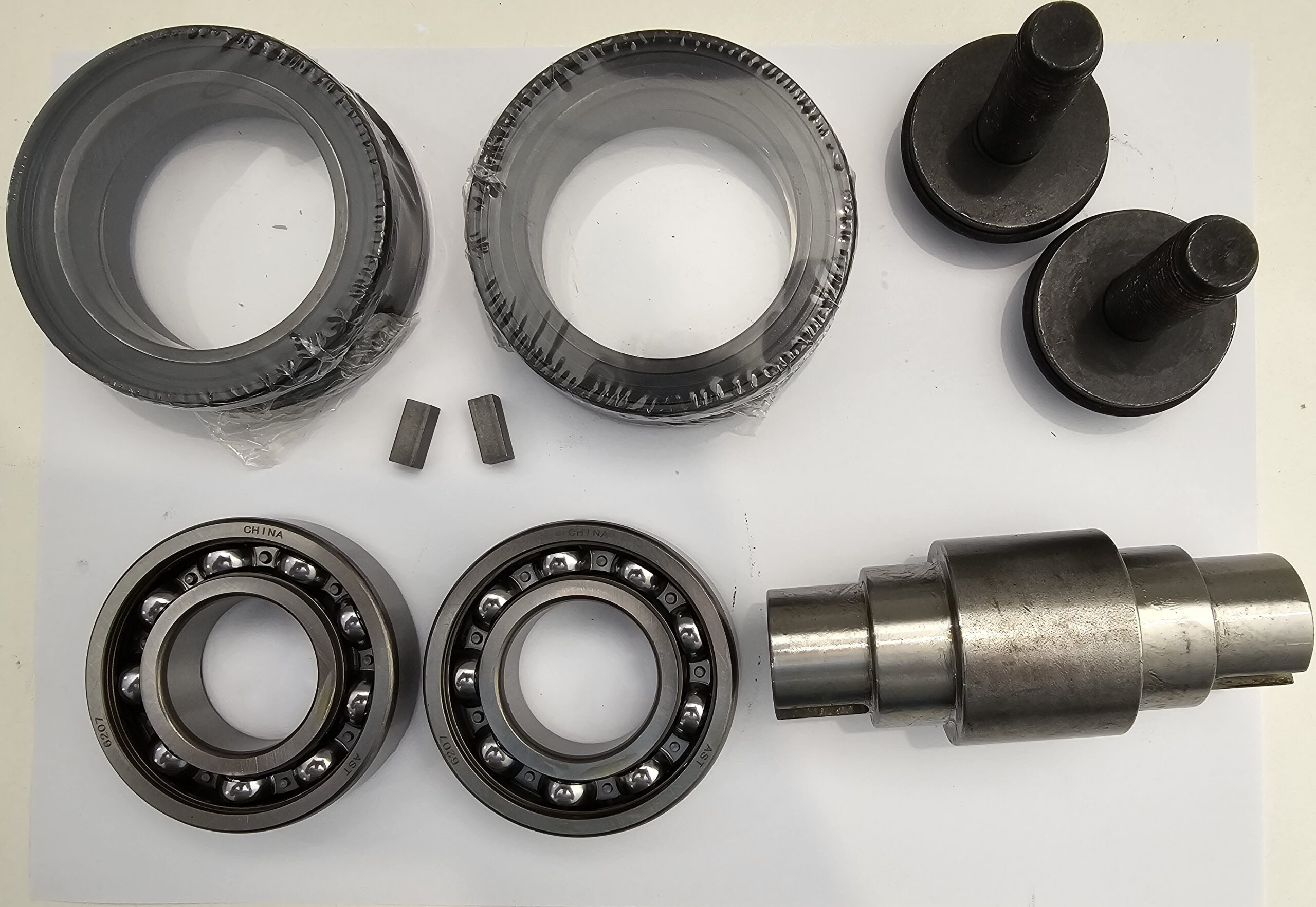 Mid Wheel Bogie Bearing Kit